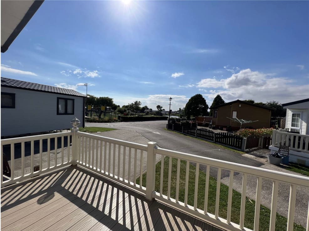 Holiday Rental Caravan at Patrington Haven Leisure Park